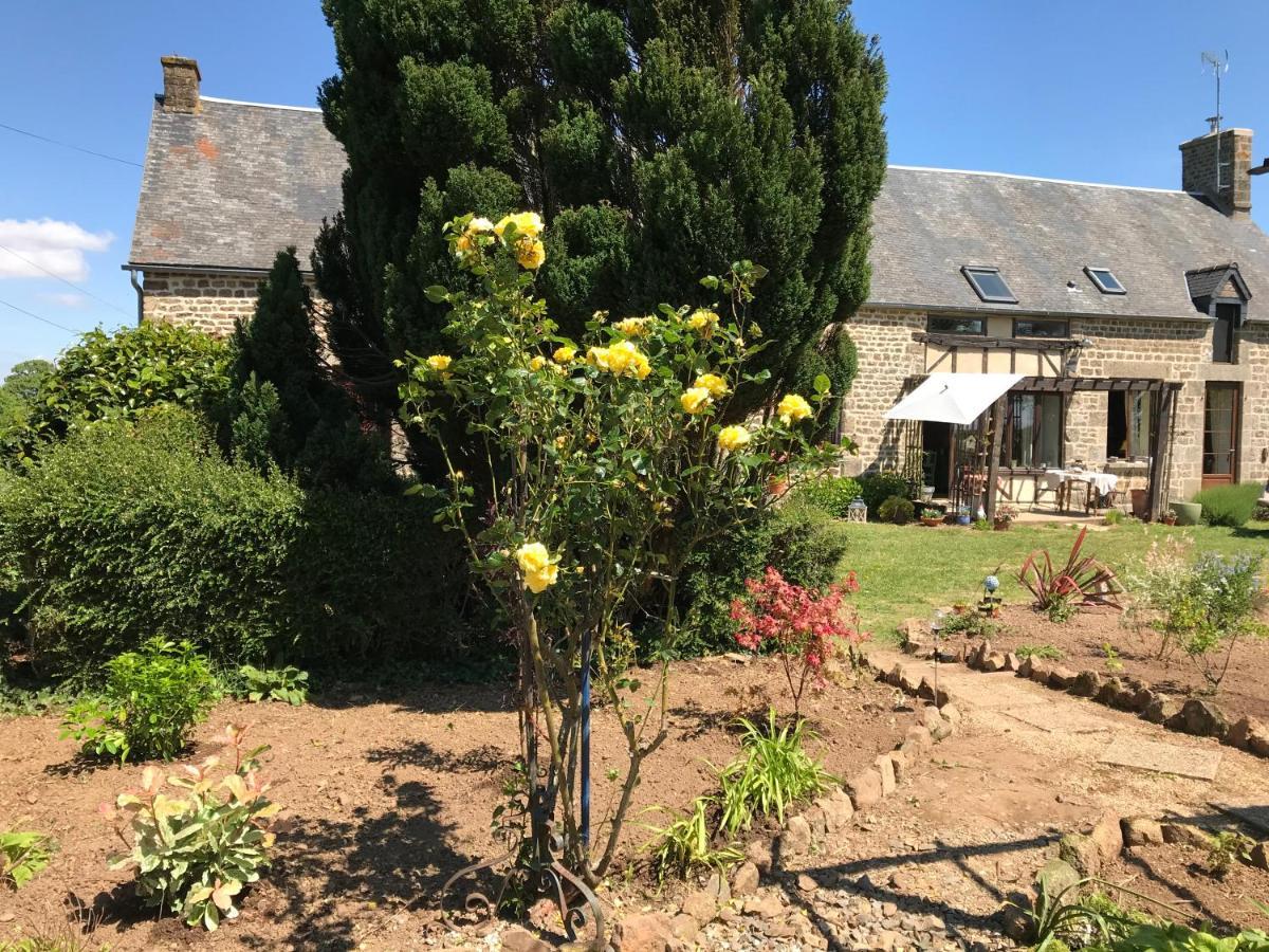 Bed and Breakfast Le jardin des fées Savigny-le-Vieux Exterior foto