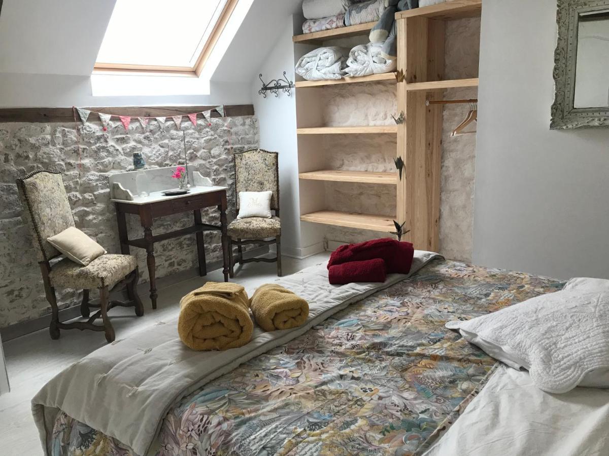 Bed and Breakfast Le jardin des fées Savigny-le-Vieux Exterior foto